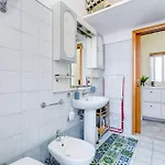 Apartment Re Di Retreat *